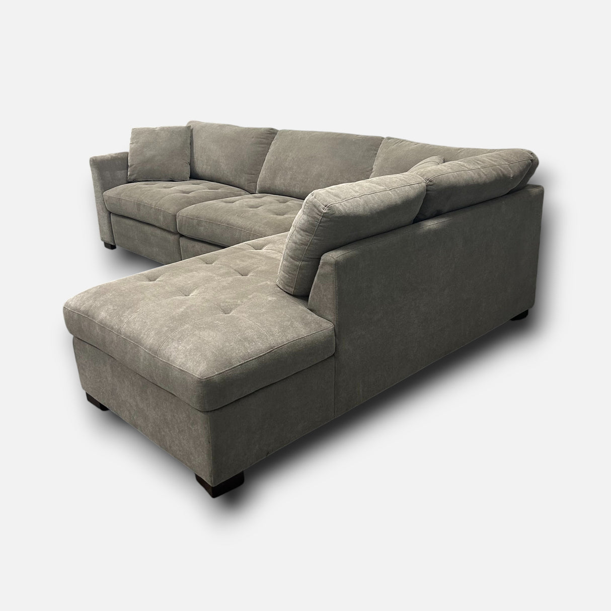 Thomasville Miles Sectional with Power Footrests