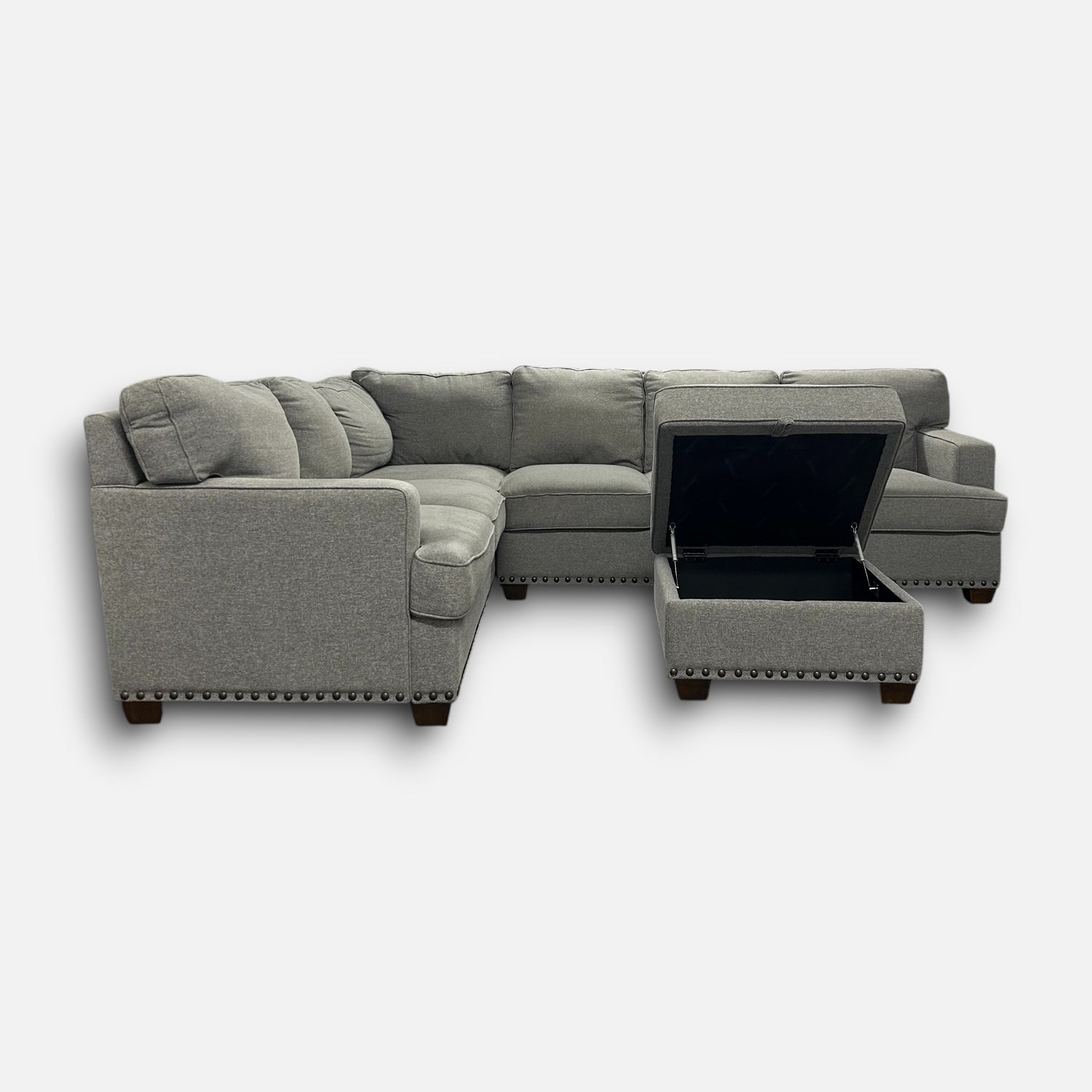 Thomasville Emilee Sectional with Storage Ottoman