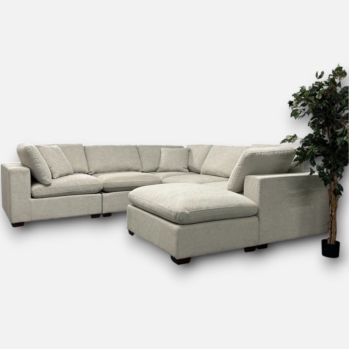 Thomasville Lowell Sectional with Ottoman